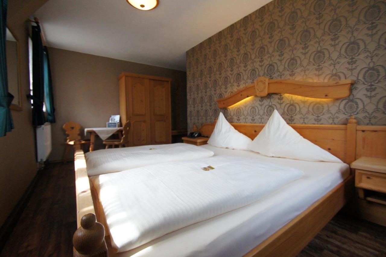 Schlosshotel Harburg Bagian luar foto