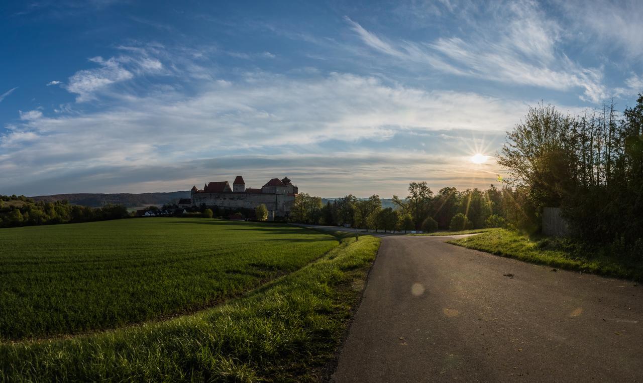 Schlosshotel Harburg Bagian luar foto